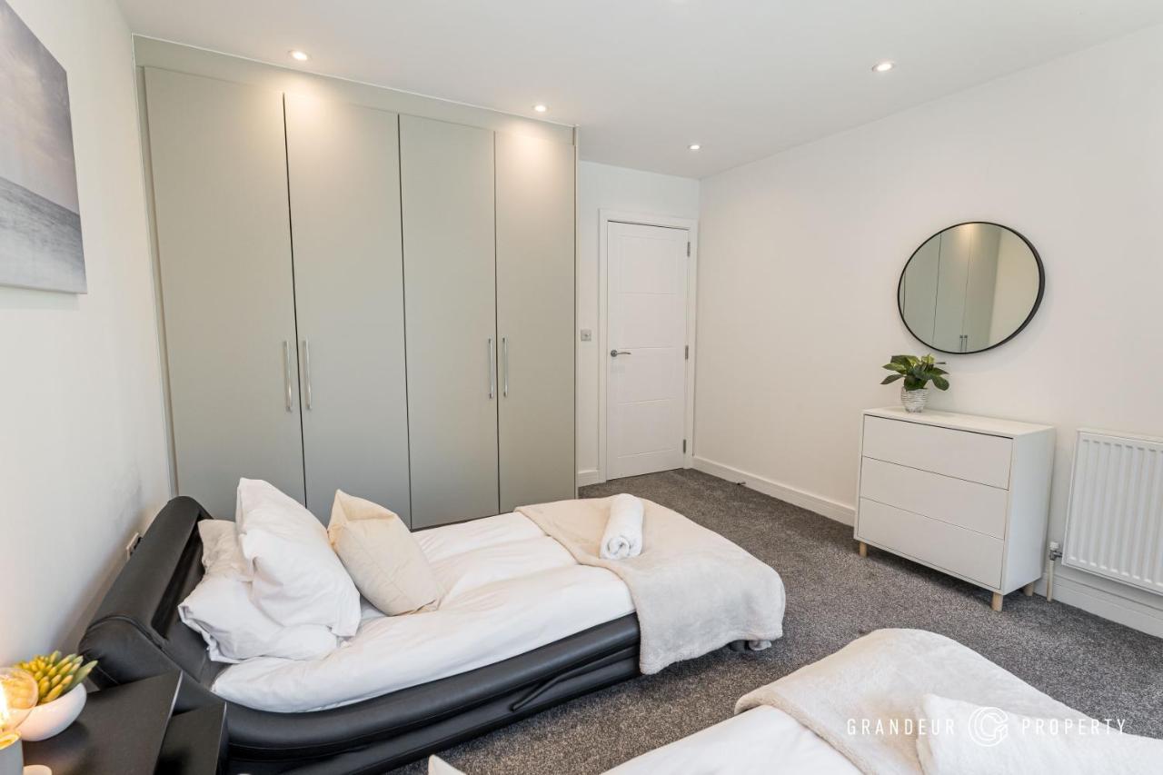 Carbery Lux By Grandeur Property Bournemouth Exterior photo